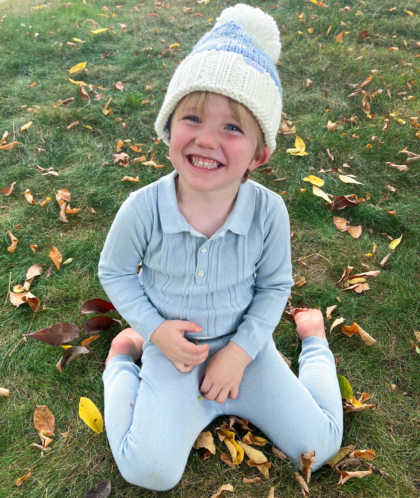 Bits & Bows - Golf Bobble Hat