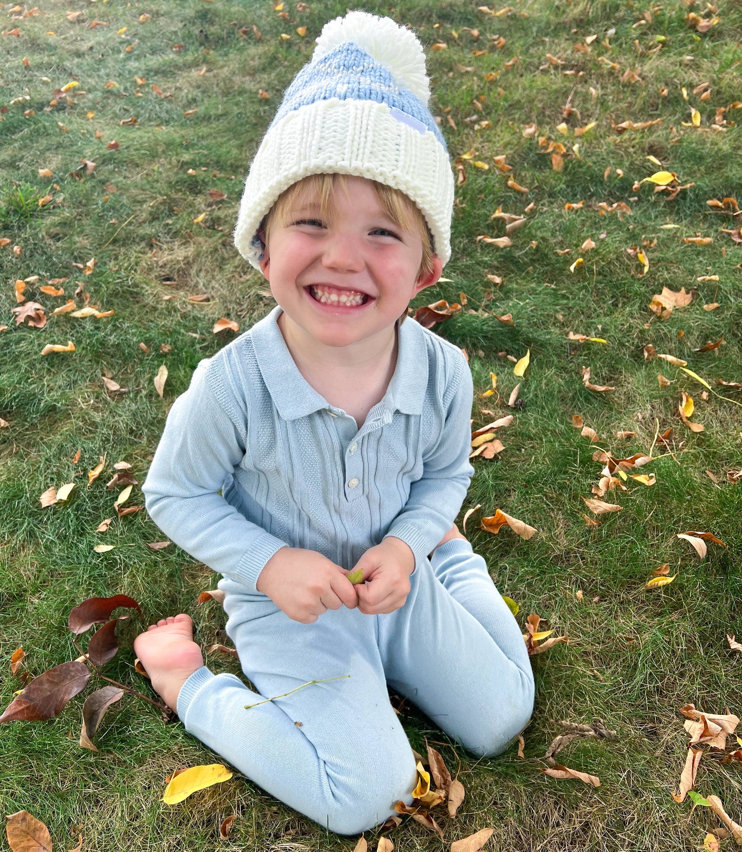 Bits & Bows - Golf Bobble Hat