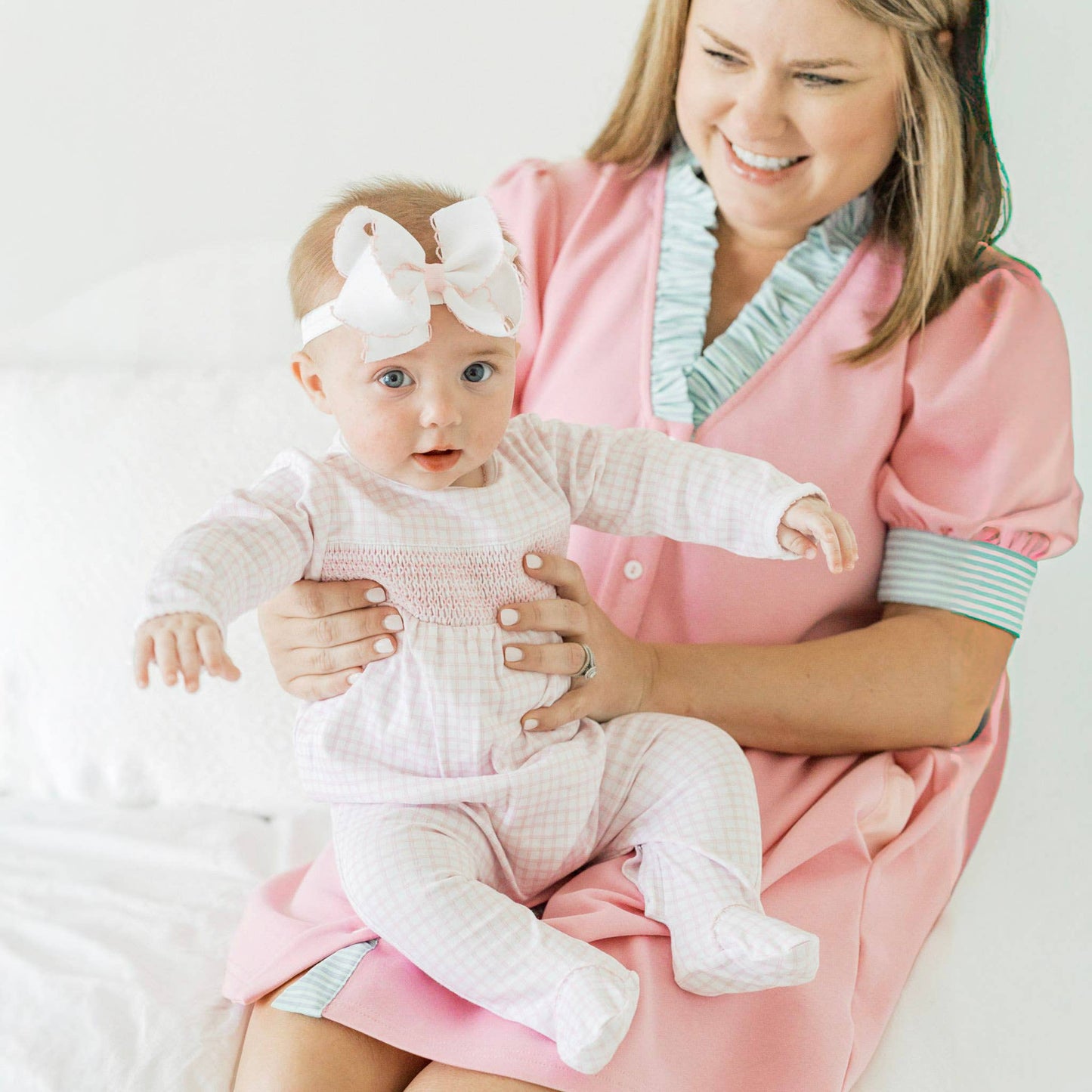Magnolia Baby - Peek-A-Boo Wishes Smocked Footie - Pink