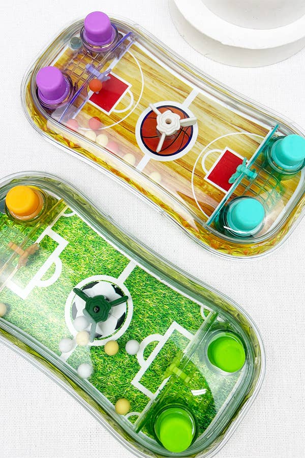 Love and Repeat - Sports Battle Water Game: MIX COLOR / ONE