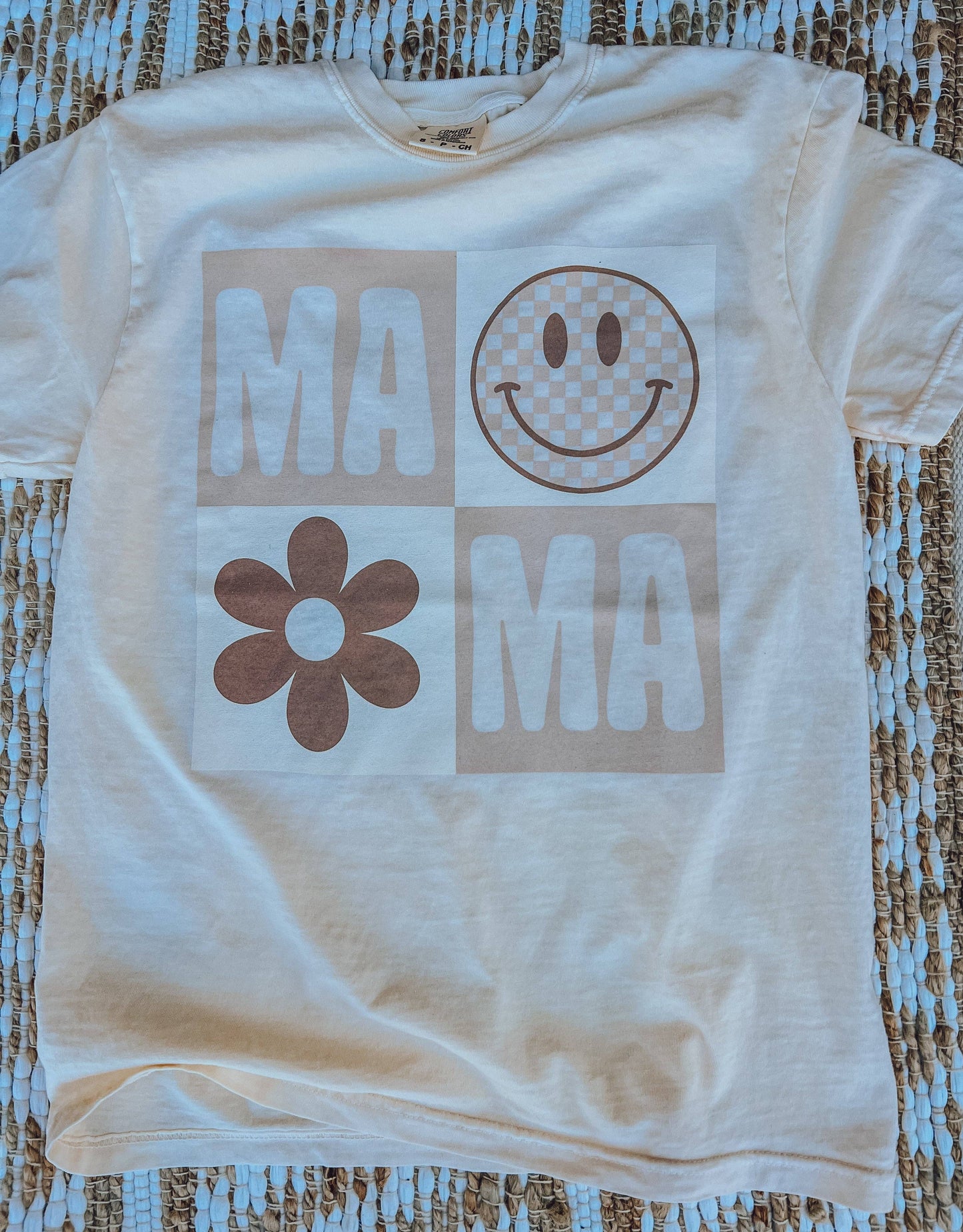 Small Town Society Apparel Co. - Mama | Ivory | Short Sleeve Tee