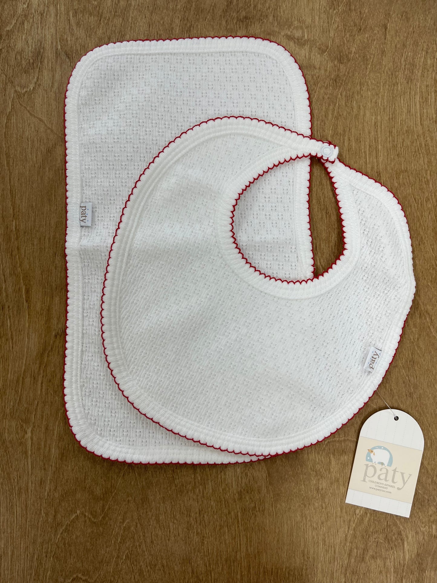 Paty Inc- Bib+ Burp Cloth Set- White+ Red