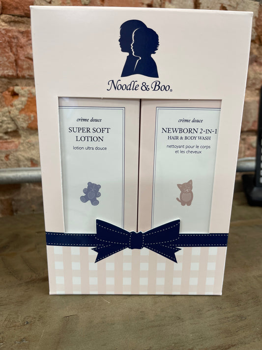 Noodle & Boo- Newborn Gift Set